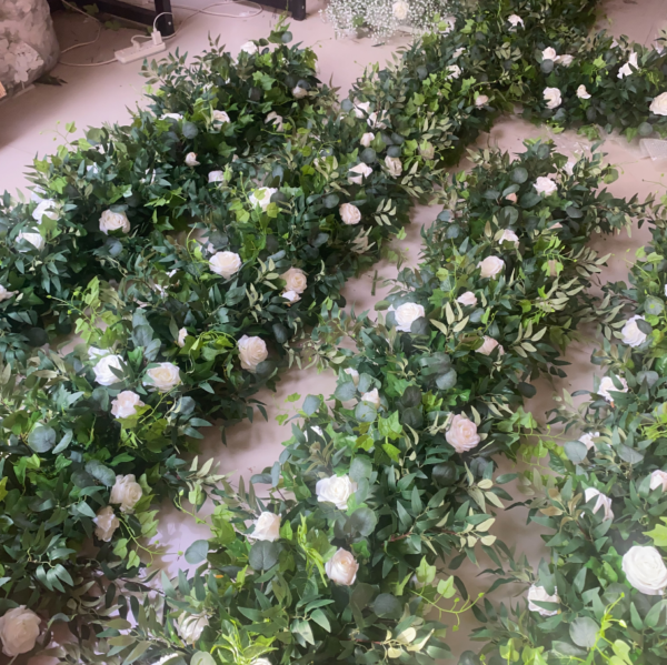 Greenery White Rose Flower Runner With Stand, 200×45cm Artificial Aisle Floral Row for Wedding Party Ceremony Decor